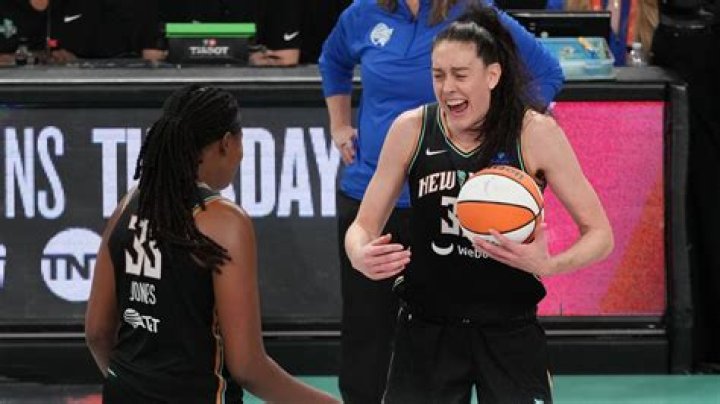 Jacob Collier Height, Weight, Net Worth, Age, Birthday, Wikipedia, Who, Nationality, Biography