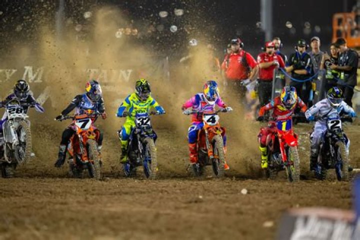 What happened to Cooper Webb? Motorcross star injured in concerning video